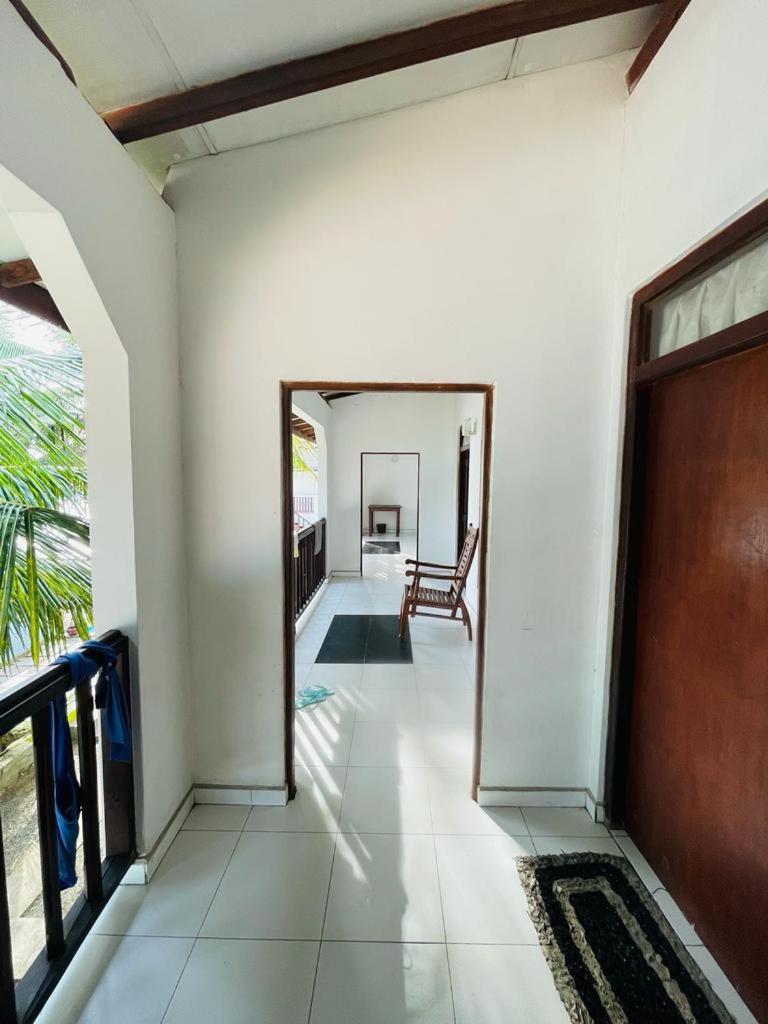 Rainbow Surf Beach Hotell Koggala Exteriör bild