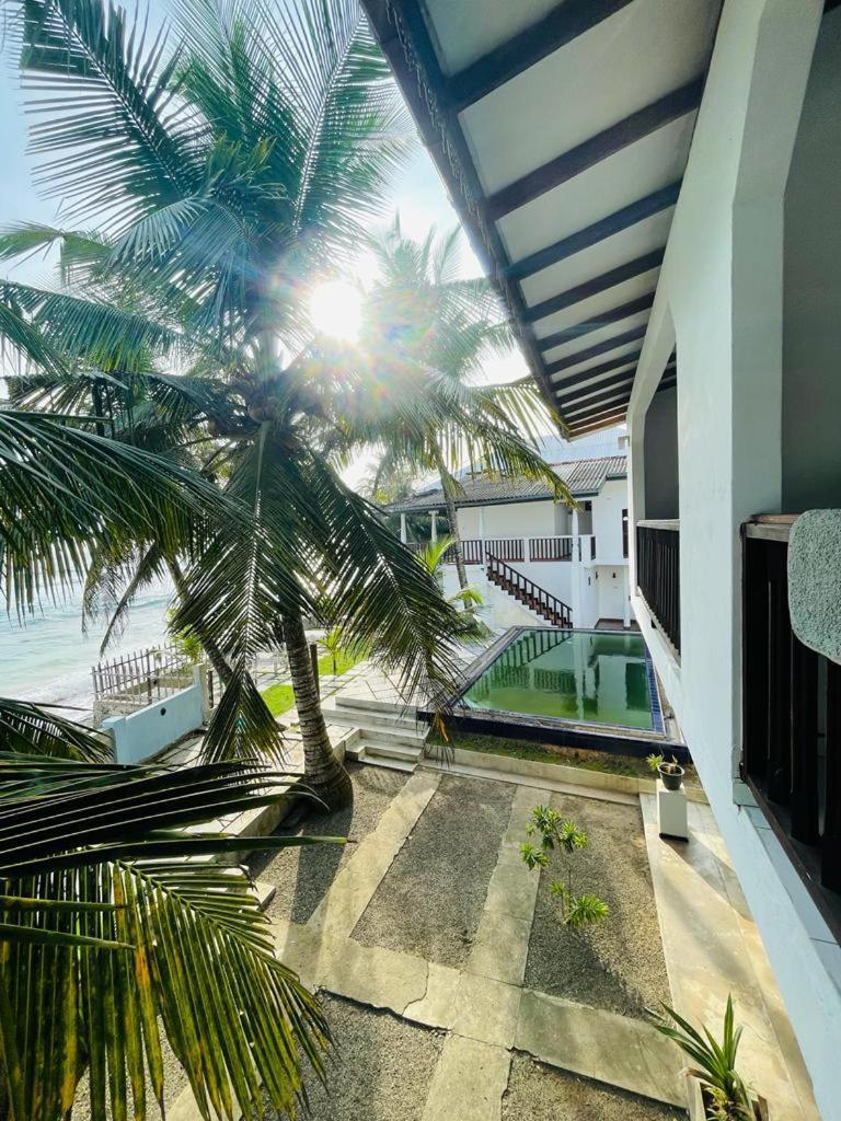 Rainbow Surf Beach Hotell Koggala Exteriör bild